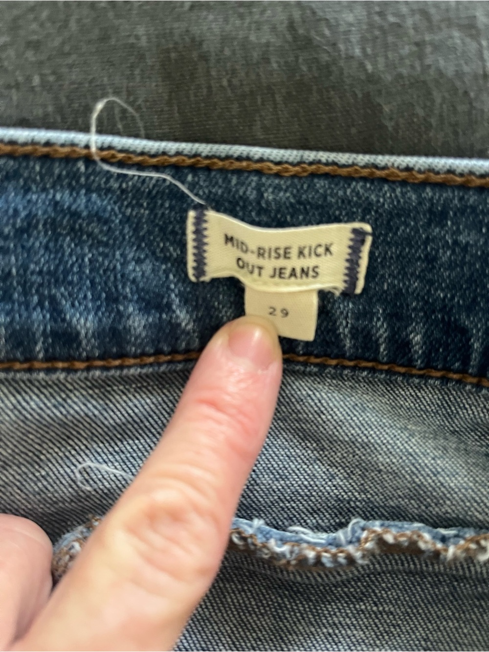 Madewell Kick OutDark Jeans - Picture 4 of 7